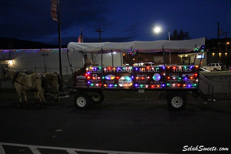 Christmas Night in Naches