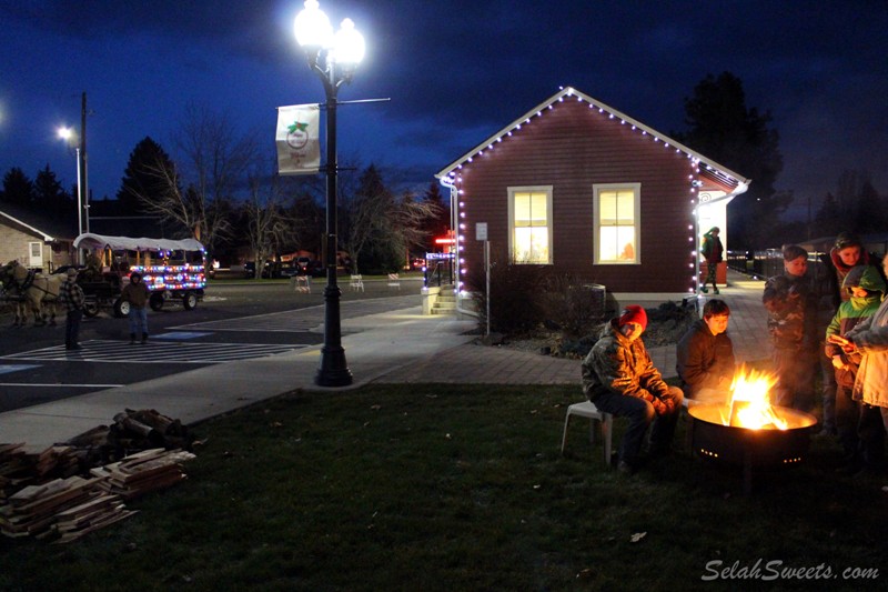 Christmas Night in Naches