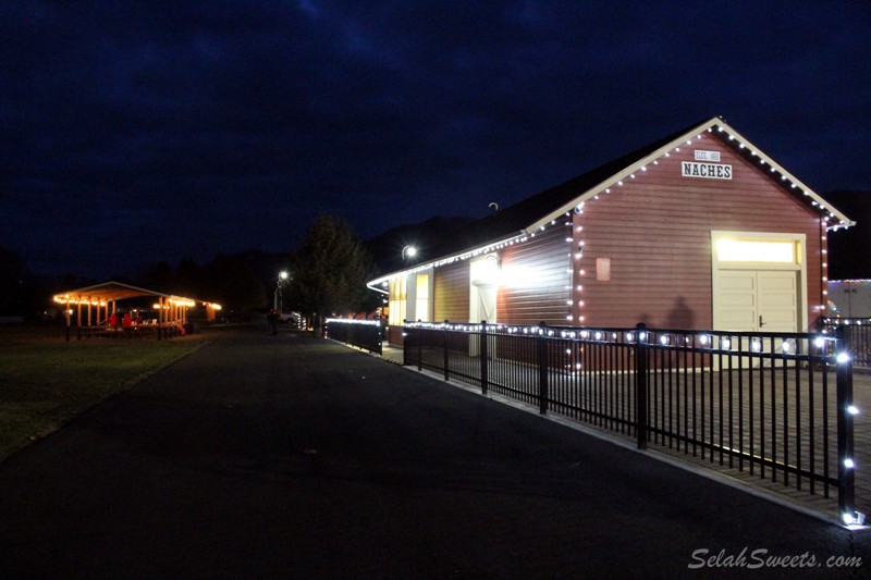 Christmas Night in Naches