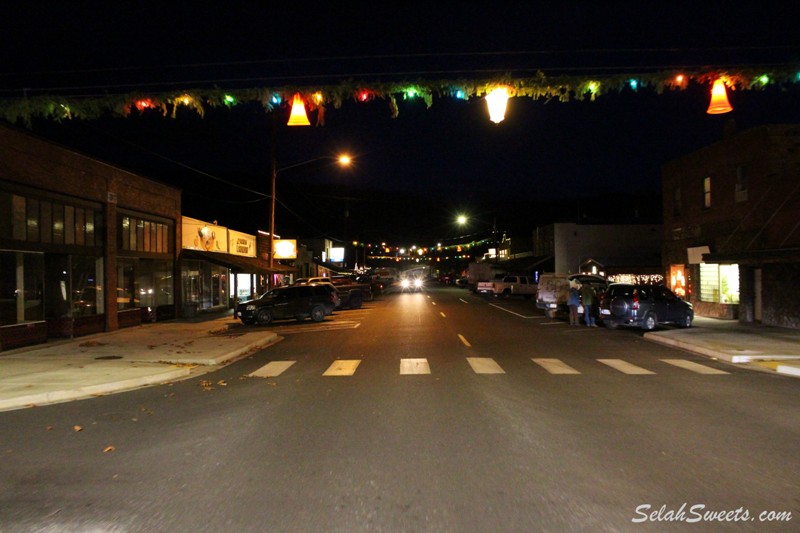 Christmas Night in Naches