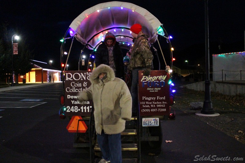 Christmas Night in Naches