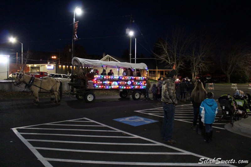 Christmas Night in Naches