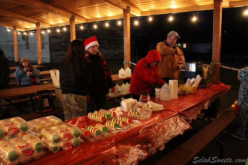 Christmas Night in Naches