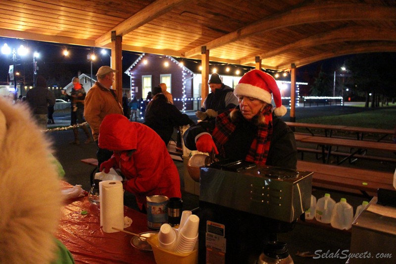 Christmas Night in Naches