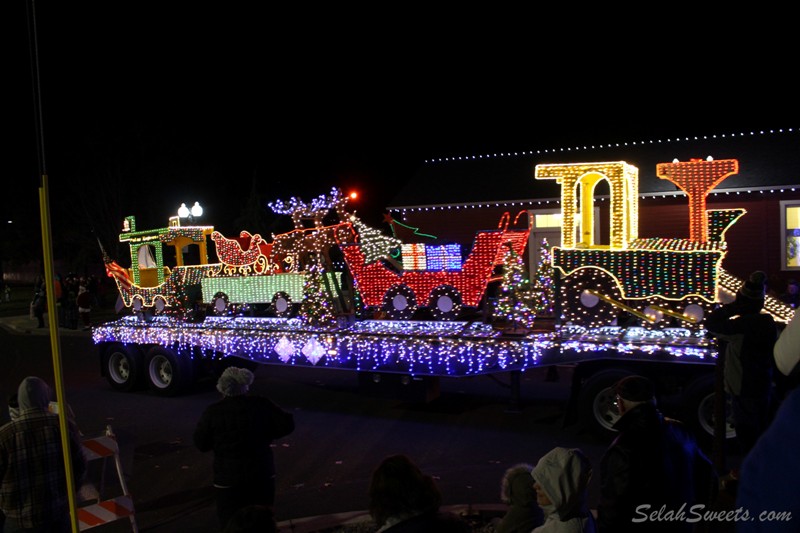 Christmas Night in Naches