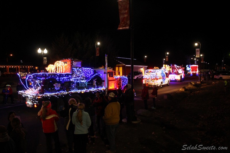 Christmas Night in Naches