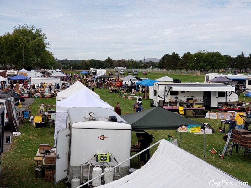 Kennewick Giant Swap Meet