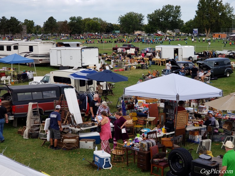 Kennewick Giant Swap Meet