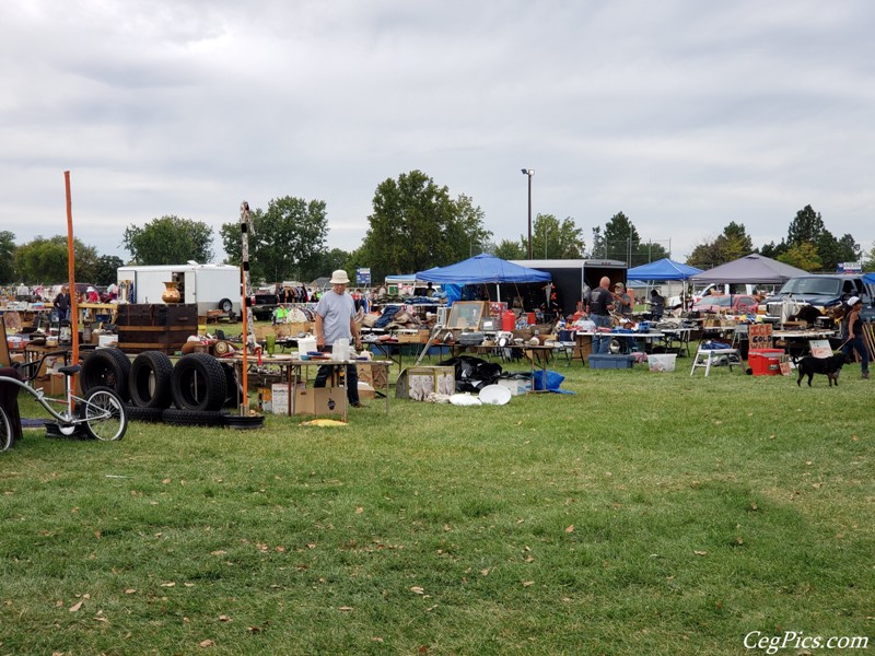 Kennewick Giant Swap Meet