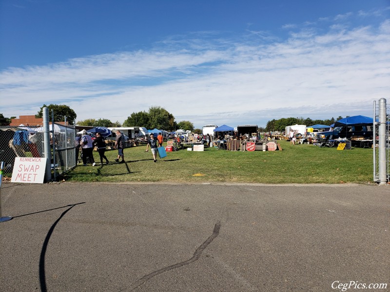 Kennewick Giant Swap Meet