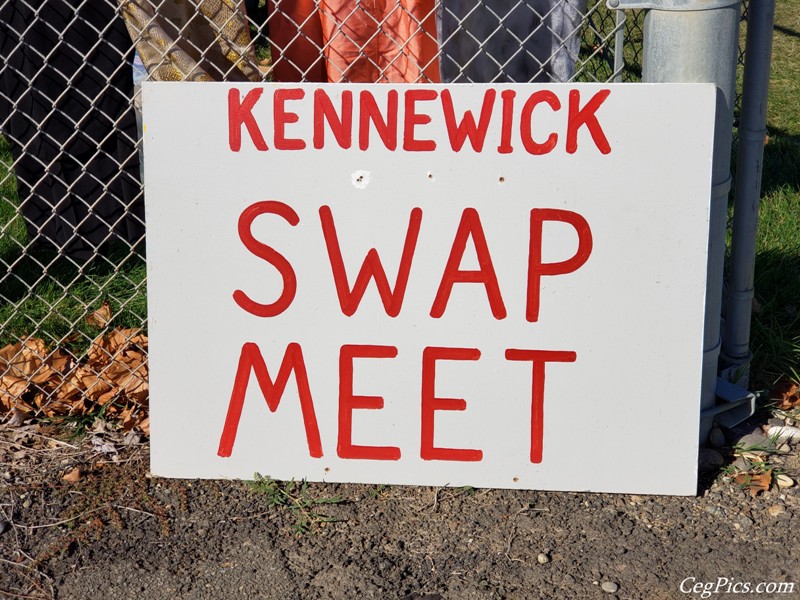 Kennewick Giant Swap Meet