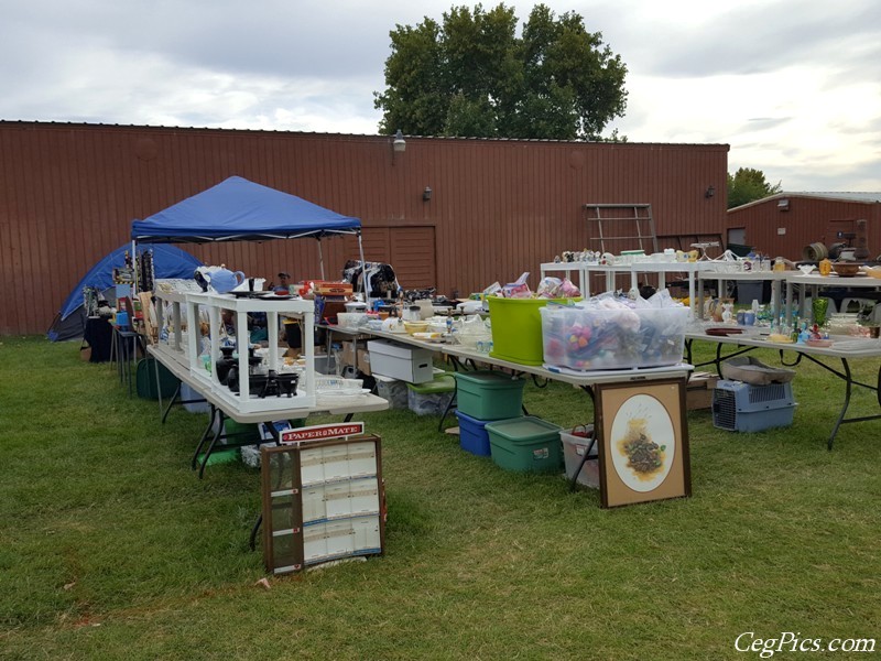 Kennewick Giant Swap Meet