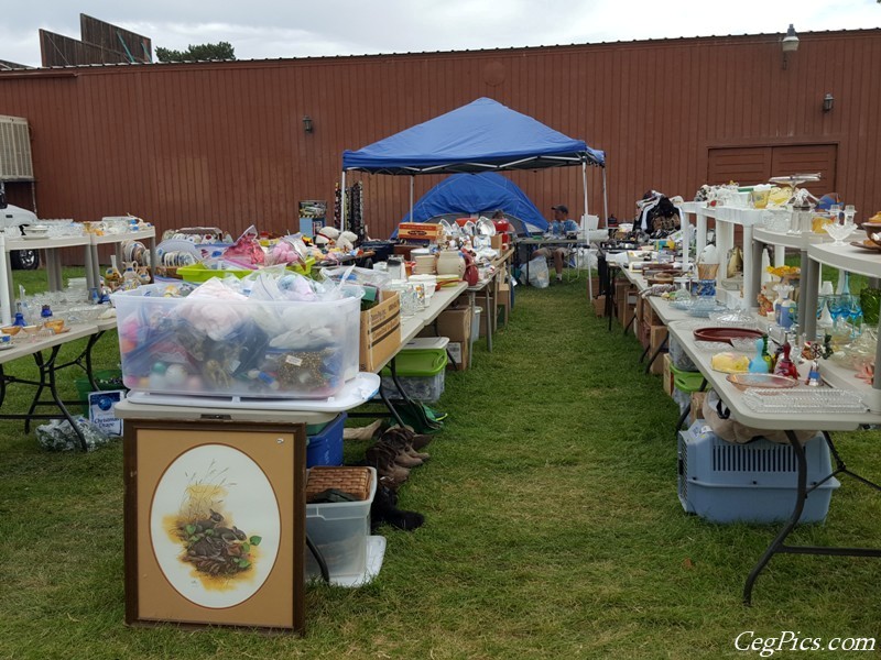 Kennewick Giant Swap Meet