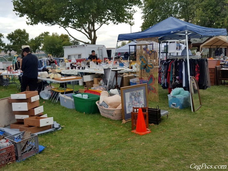 Kennewick Giant Swap Meet